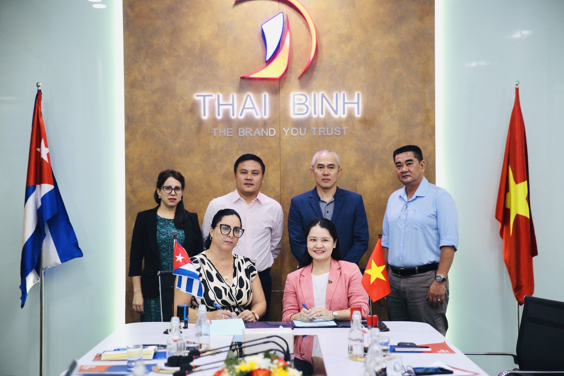 LỄ KÝ HỢP ĐỒNG HỢP TÁC TB LOGISTICS JSC – EXPEDIMAR S.A